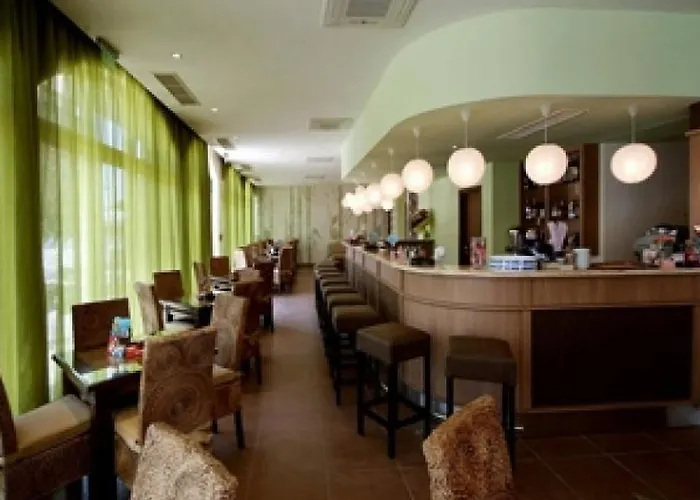 Royal Sun 公寓式酒店 阳光海滩