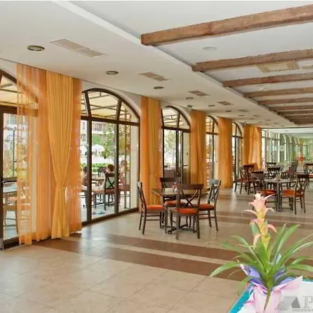 Hotel apartamentowy Royal Sun Słoneczny Brzeg