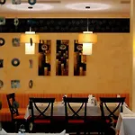 Royal Sun شقة فندقية 2*