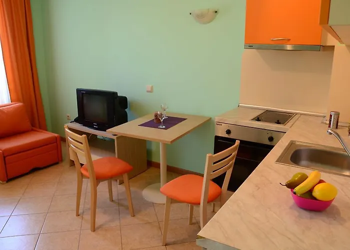 Апарт-отель Royal Sun 2*